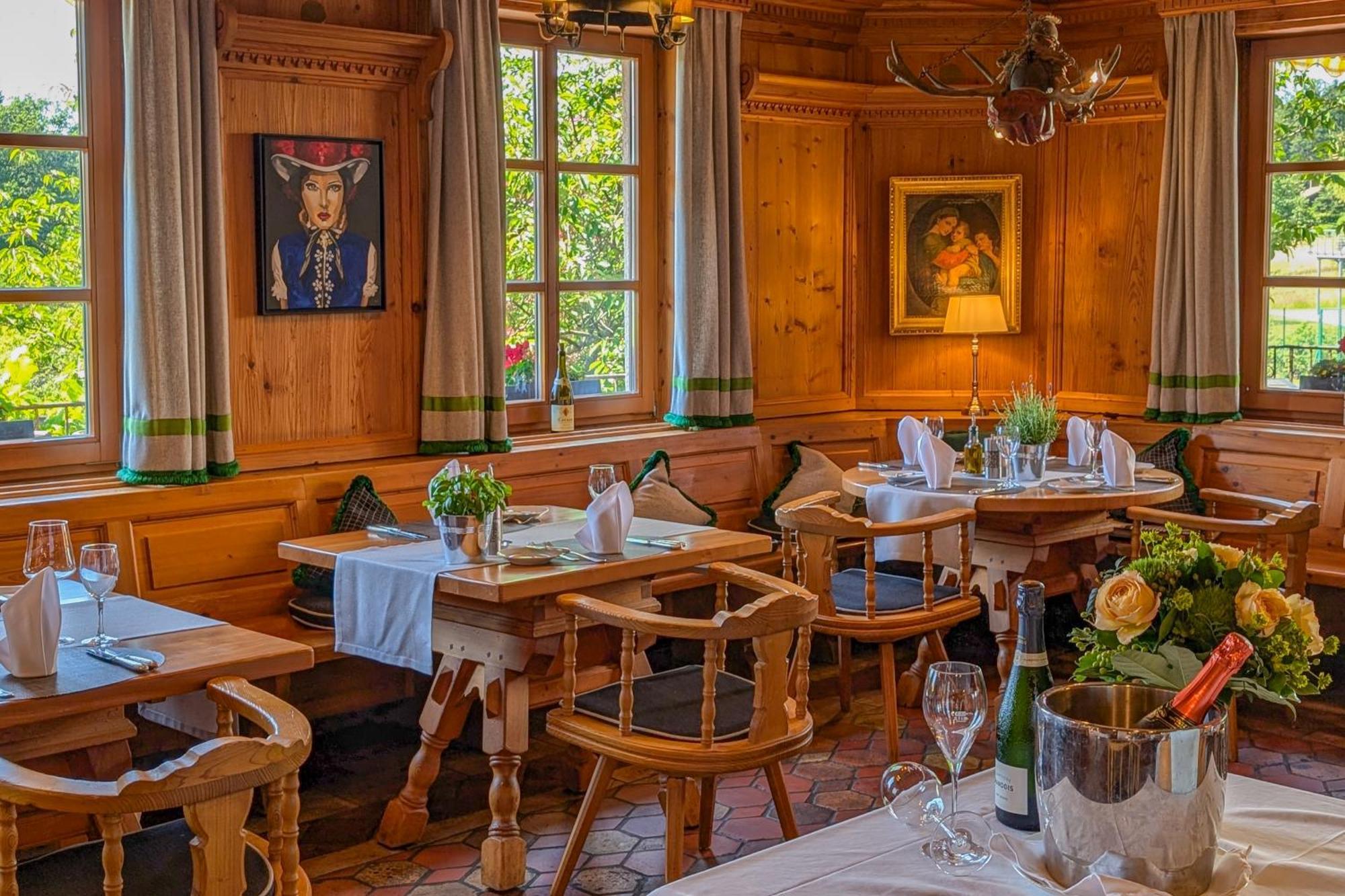 באד הרנאלב Hotel Restaurant Vinothek Lamm מראה חיצוני תמונה
