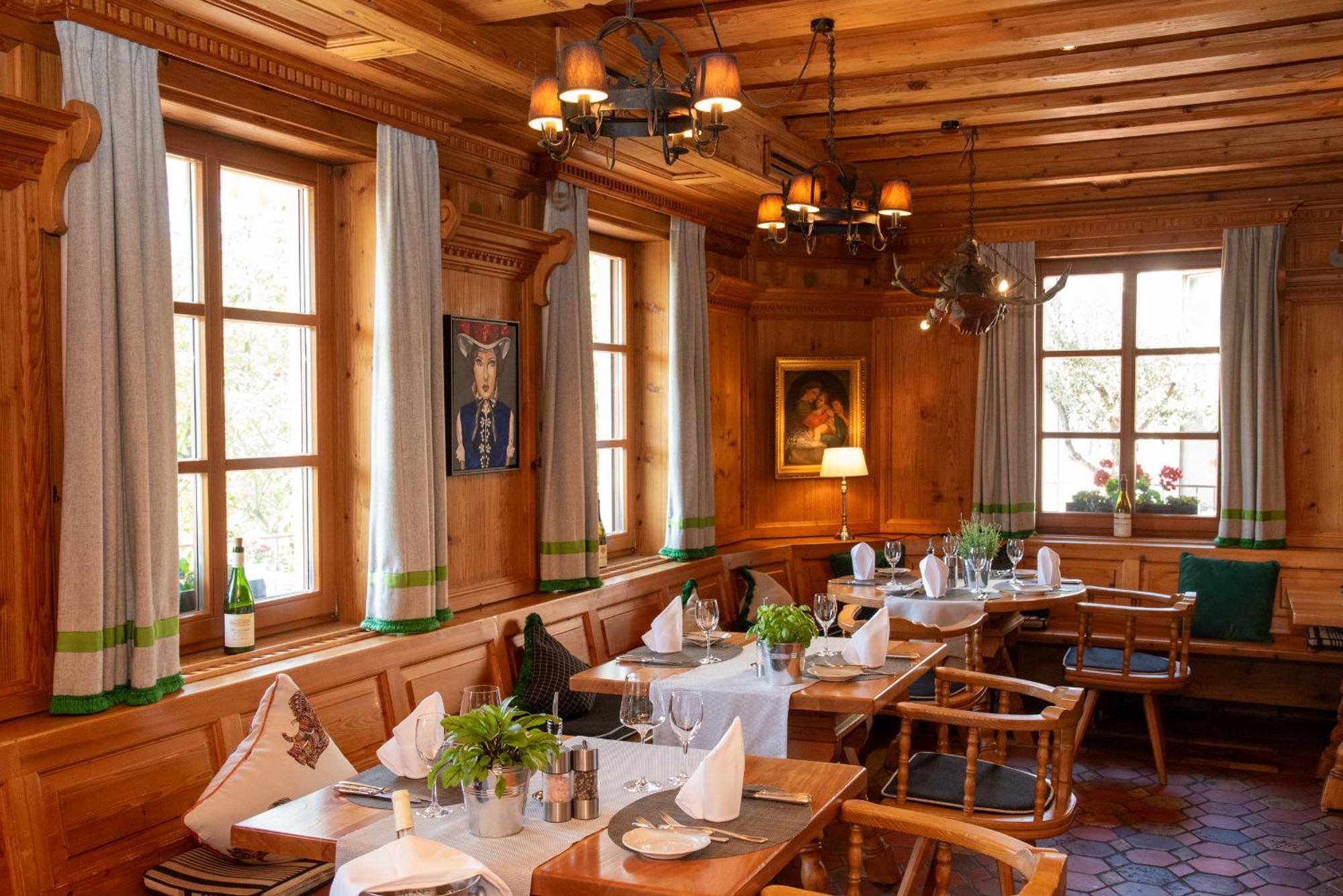 באד הרנאלב Hotel Restaurant Vinothek Lamm מראה חיצוני תמונה