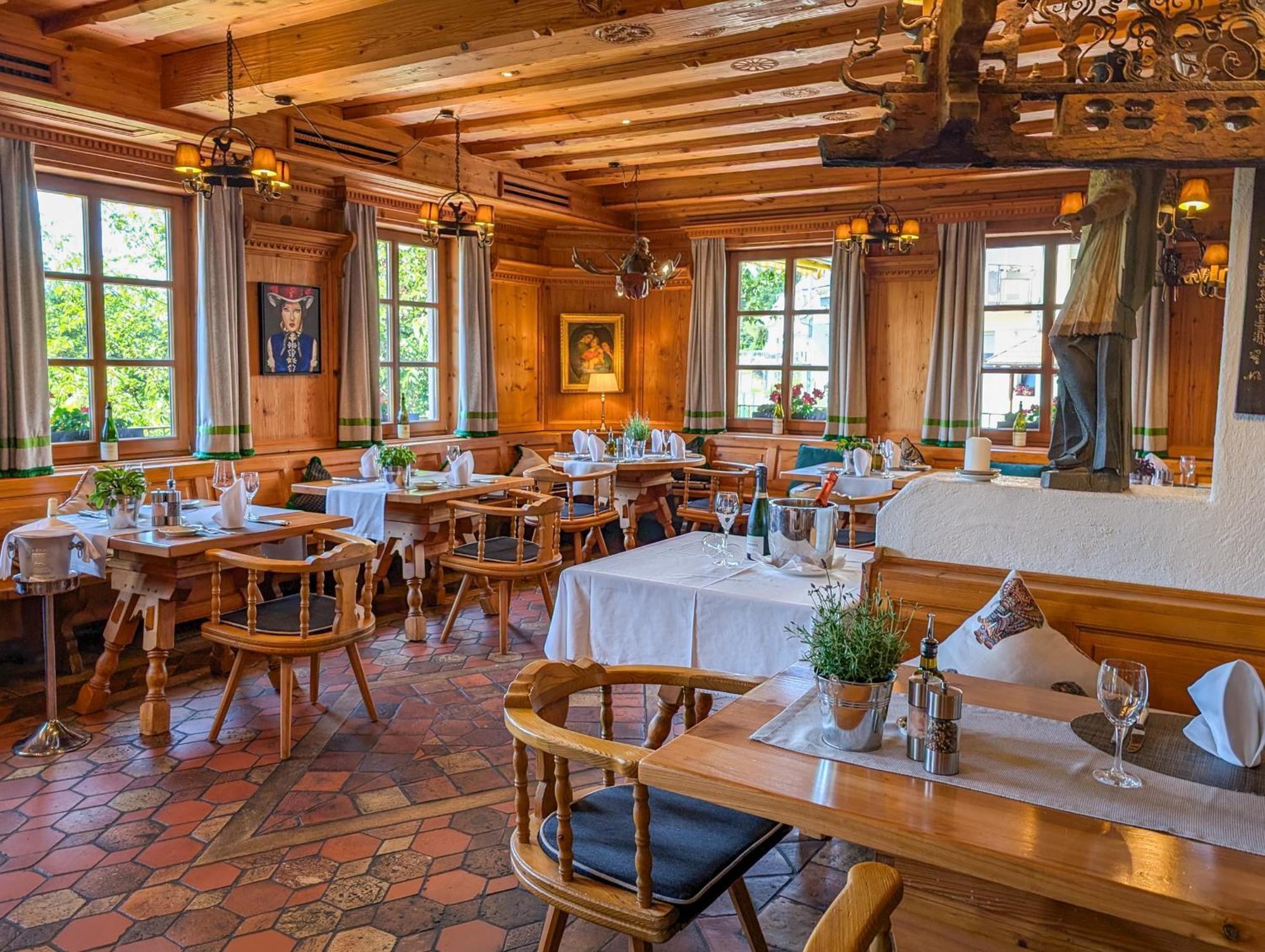 באד הרנאלב Hotel Restaurant Vinothek Lamm מראה חיצוני תמונה